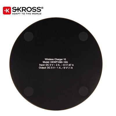Underside of SKROSS Wireless Charger 10 showing four feet and printed input and output ratings