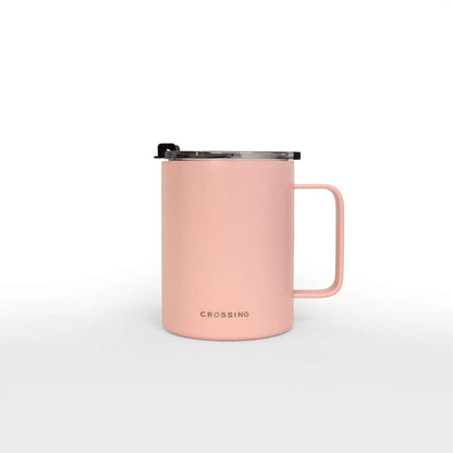 Pink Crossing Neo mug with straight-sided handle, transparent lid and black closure piece