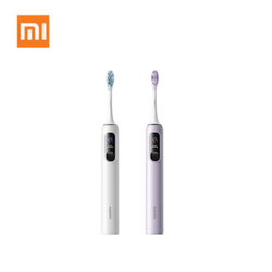Xiaomi Oscillation Electric Toothbrush Pro in white and purple, perfect for advanced oral care and a stylish design.